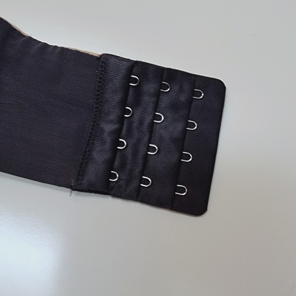 Victoria Secret Biofit Strapless Convertible Bra - Picture 10 of 10